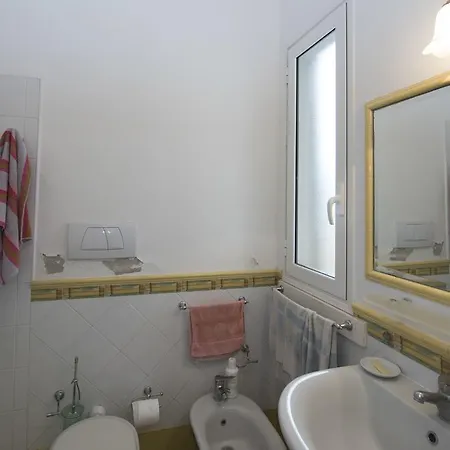 Iside Villa Sant Isidoro (Apulia)
