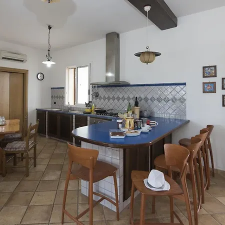Iside Villa *
